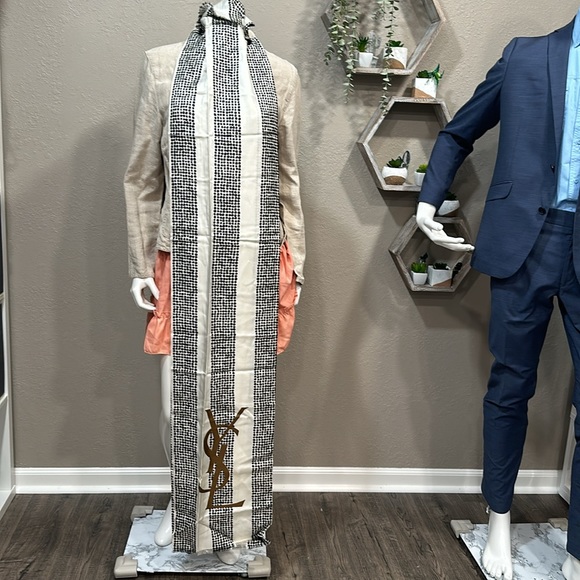 YSL Rare Frayed silk-twill scarf/wrap HUGE - Picture 7 of 15